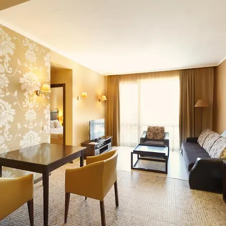 Royal Sea View 1 Apartment *